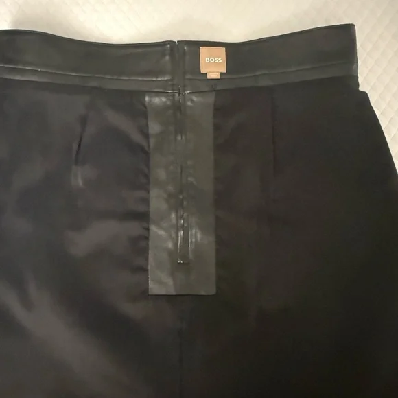Hugo Boss Black A-Line Leather Skirt - Picture 3 of 7